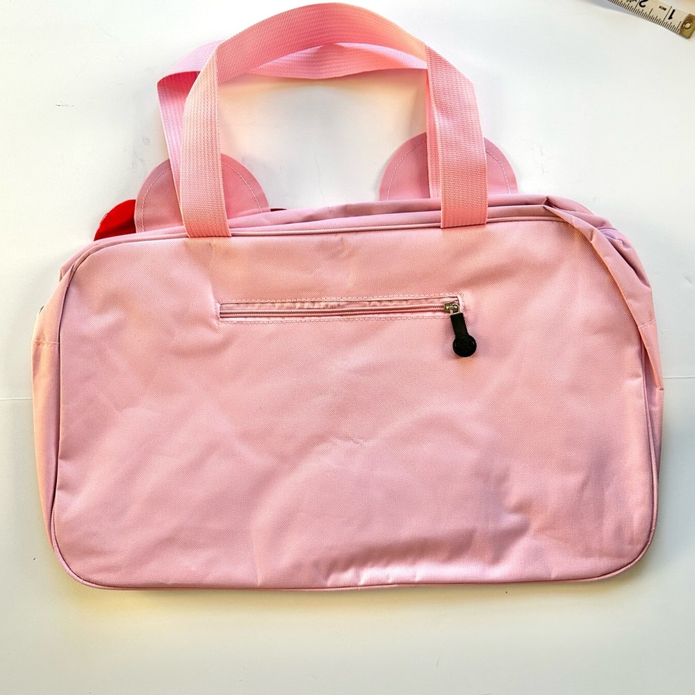 💝Hello Kitty Adorable Large Duffle Bag, Plush & Bag Charm - Picture 2 of 8